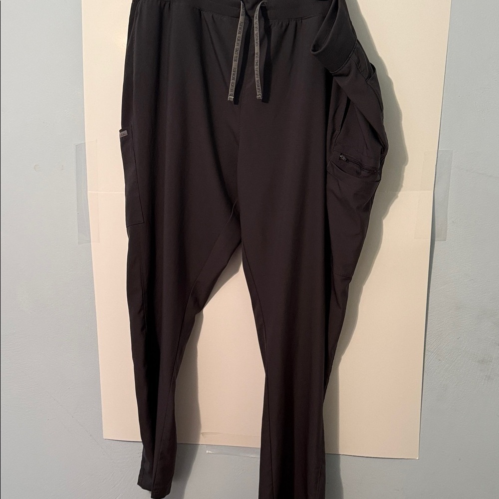 Landau dark gray Cargo Men's scrubs Pants 7 pocket 4 way stretch